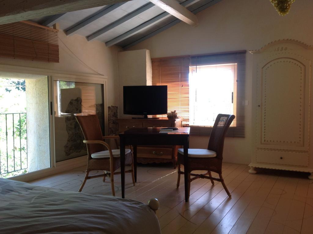 Maison D'Hotes Les Chambres De Mon Moulin Pégomas Habitación foto